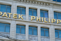 Buildings-with-brands-3