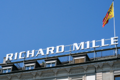 Buildings-with-brands-9