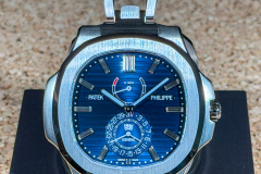 Patek-Philippe-Nautilus-1