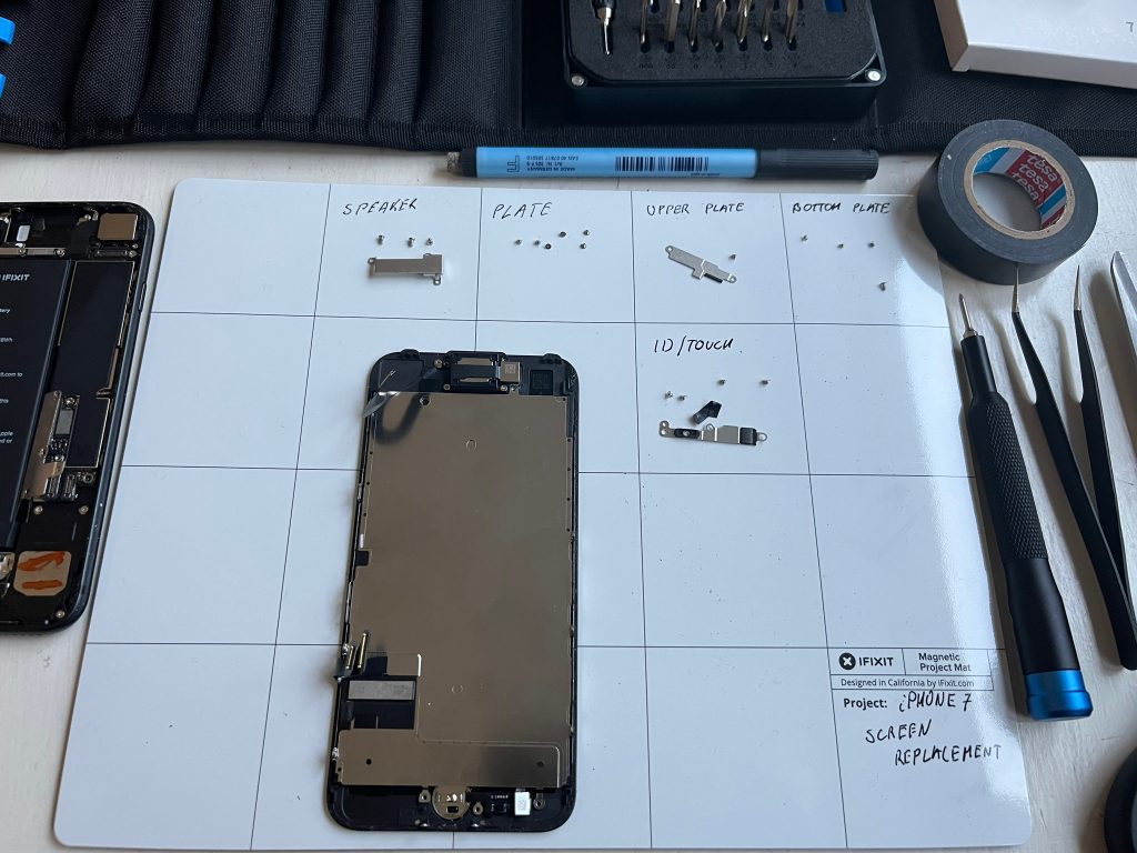 ID/Touch ID bracket removed