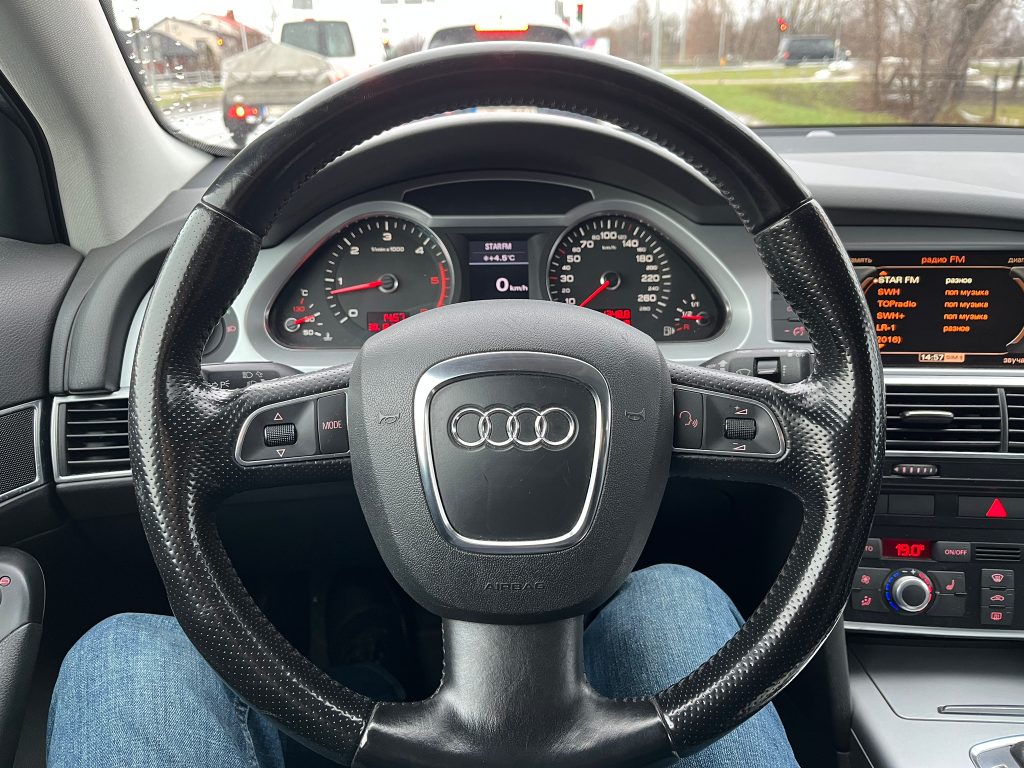 Audi Quattro A6