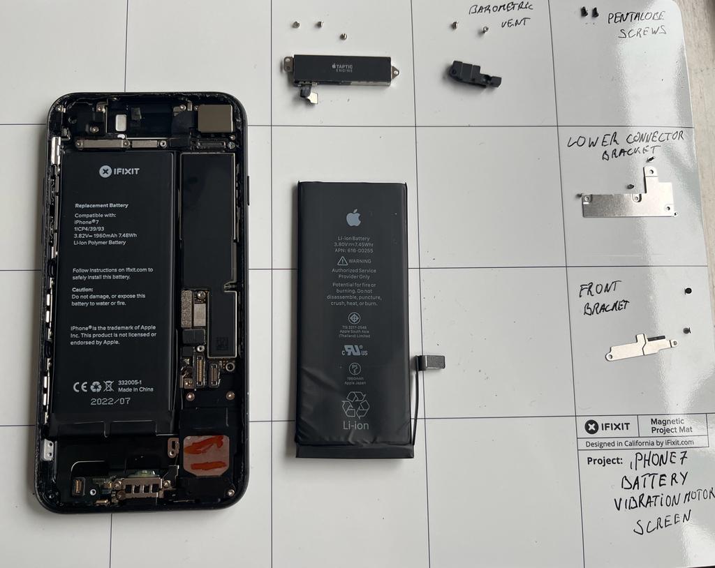 iPhone 7 repair - new battery is in