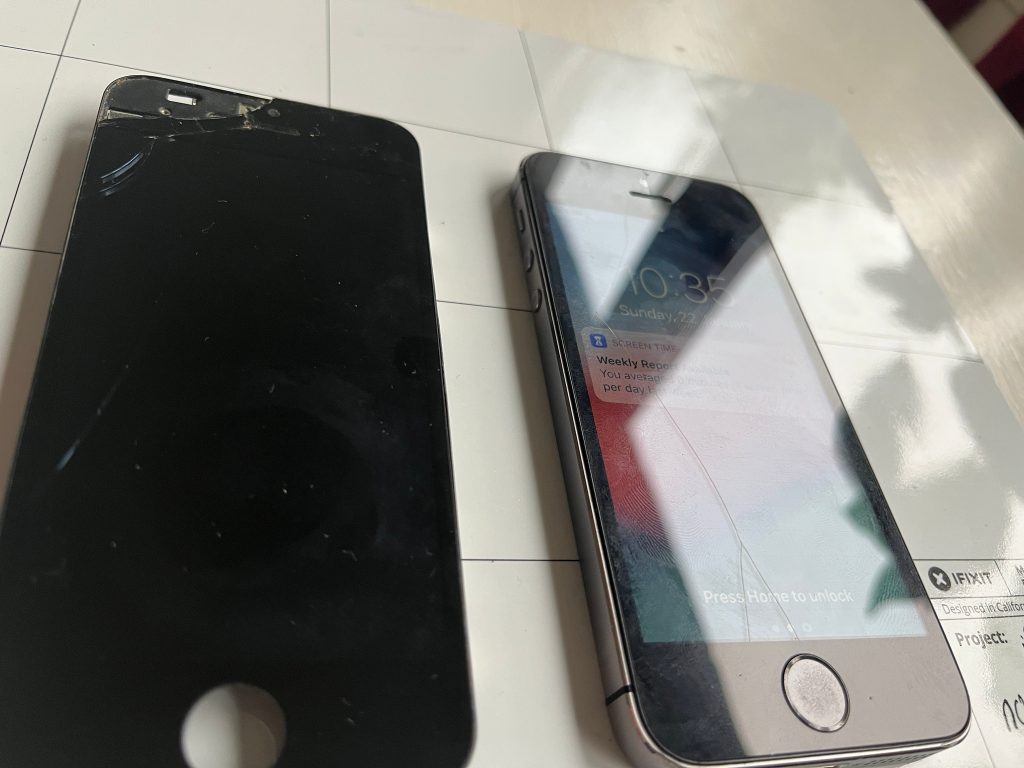 iPhone 5S botched repair