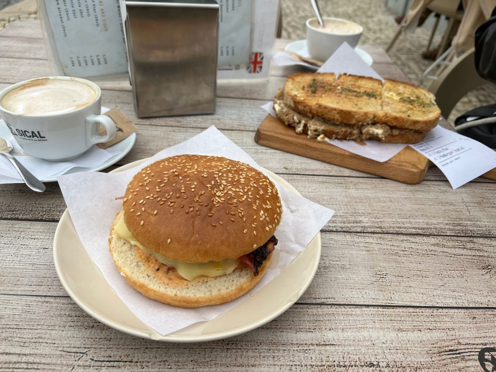 breakfast in Faro