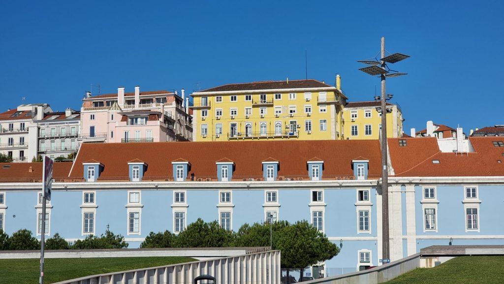 Lisbon buildings of color