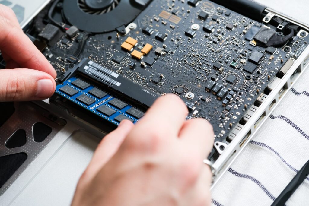 Installing new RAM