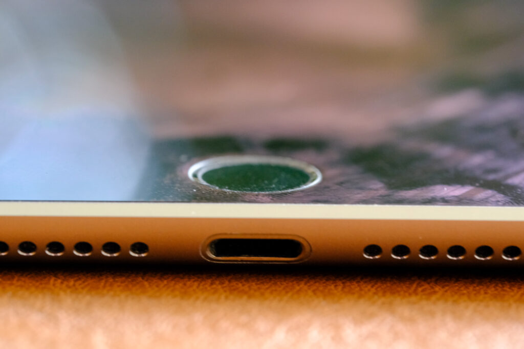 iPad mini port