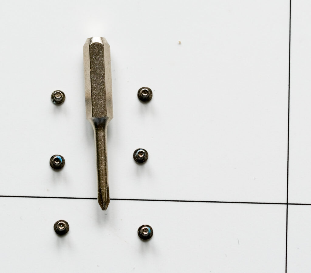 HTC One X's six Phillips screws