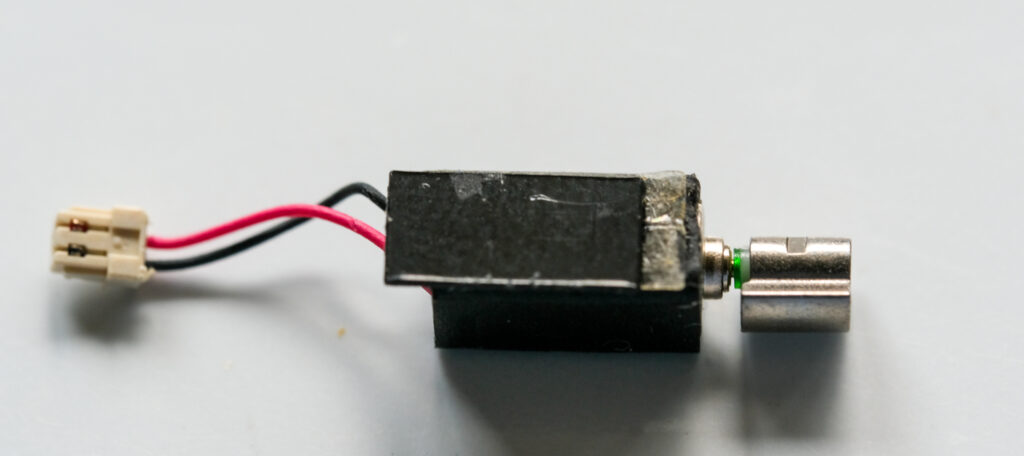 Vibrating motor - HTC One X