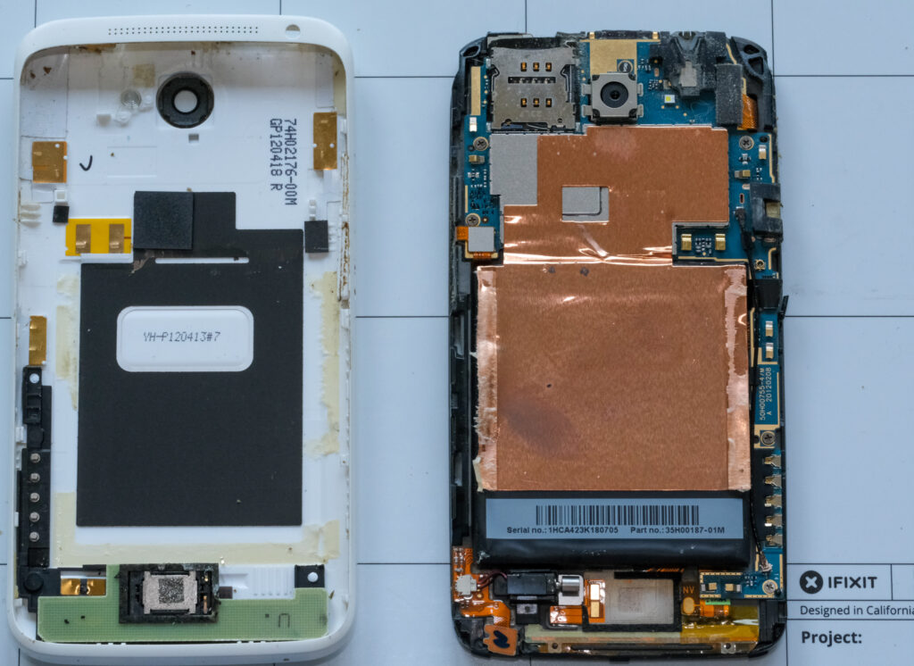 HTC One X disassembly