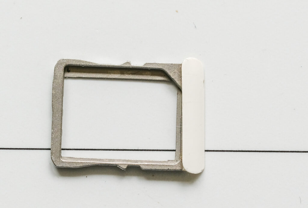 HTC One X SIM Card tray