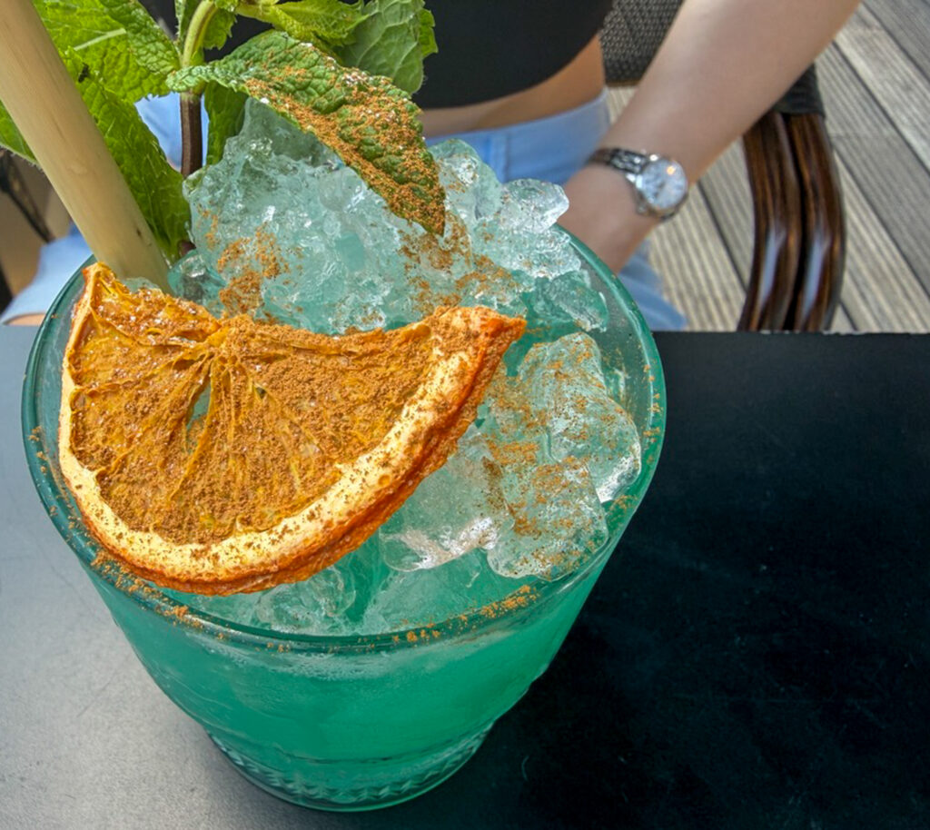 8th rooftop cocktails