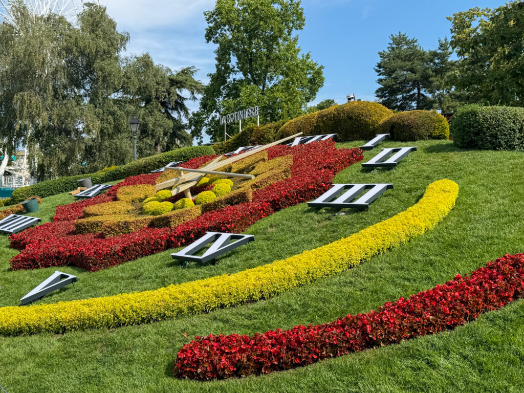 Flower Clock
