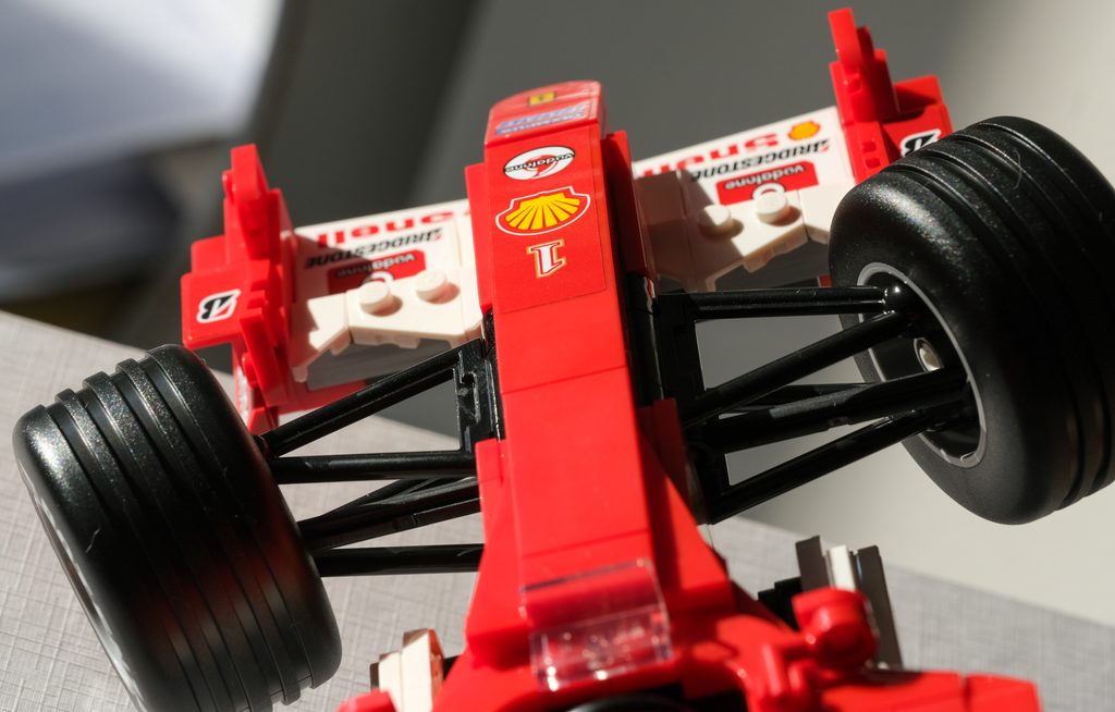 F2004 LEGO Up close with MACRO