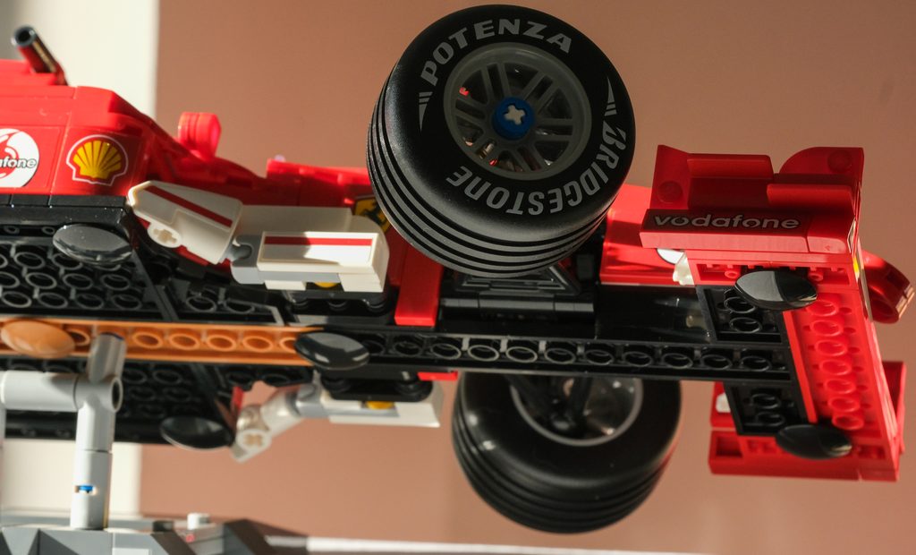 F2004 LEGO Up close with MACRO