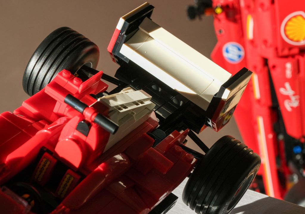 F2004 LEGO Up close with MACRO