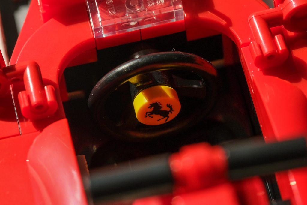 F2004 LEGO Up close with MACRO