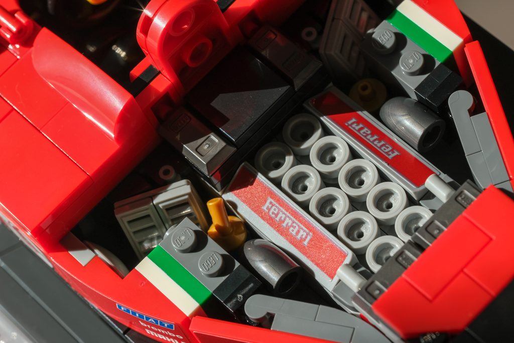 F2004 LEGO Up close with MACRO